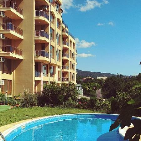 Riviera Sea Villageapartments Golden Sands Exterior foto