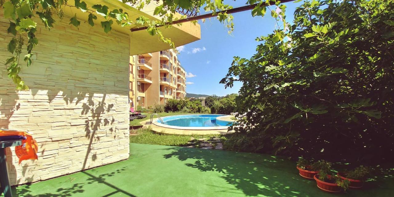 Riviera Sea Villageapartments Golden Sands Exterior foto